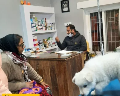 Furever-Pet-Clinic-Store2