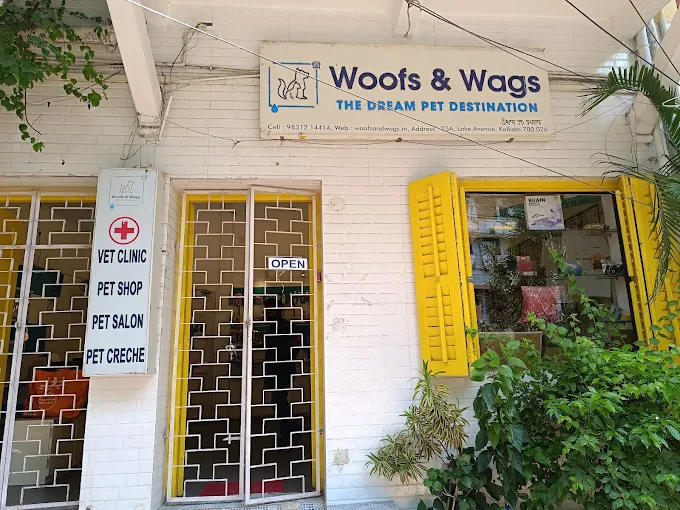 Woofs and Wags – Pet Groomer & Care Center in Kolkata